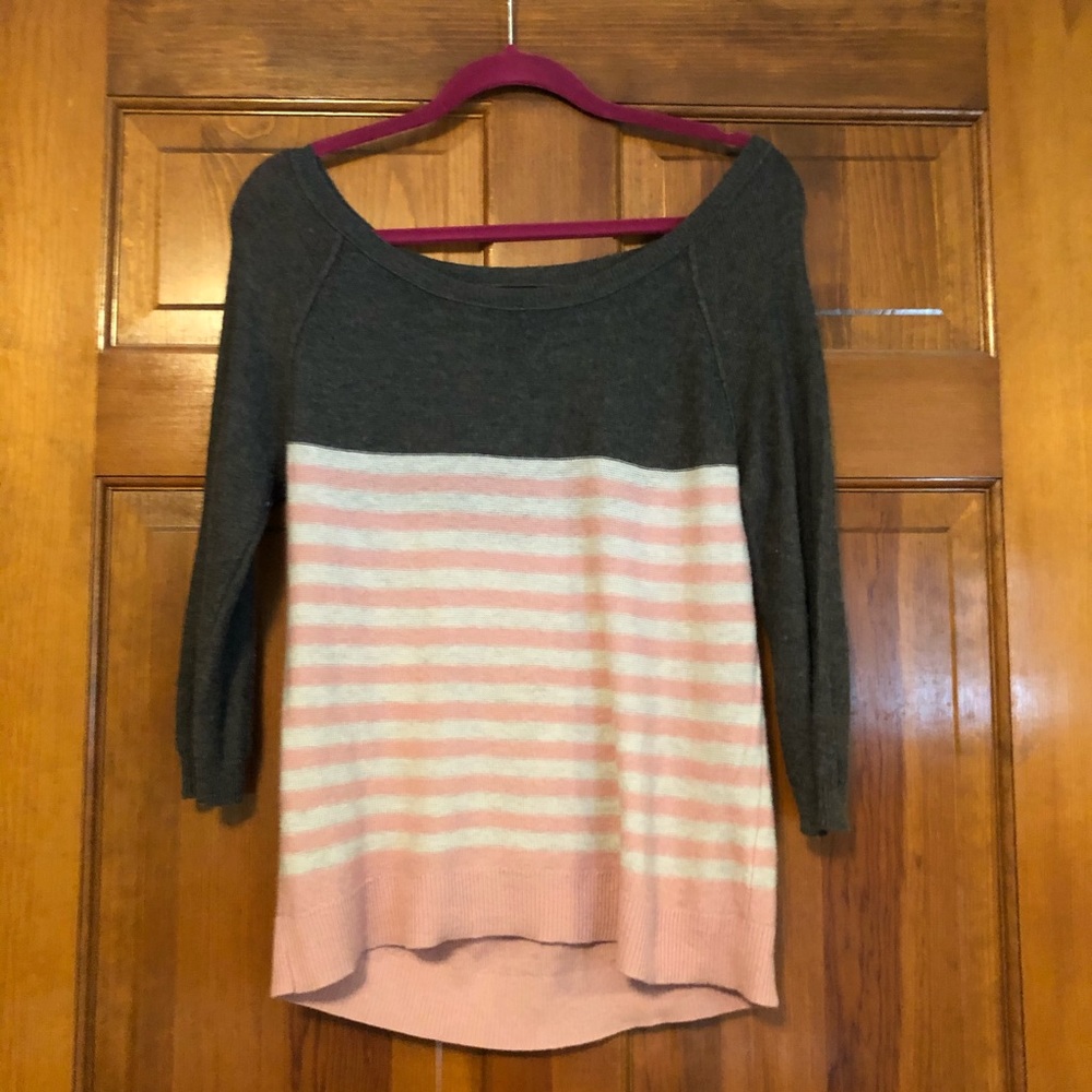 American Eagle Sweater